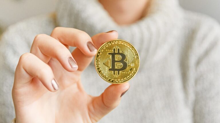 Bitcoin и Ethereum снова обновляют годовые максимумы