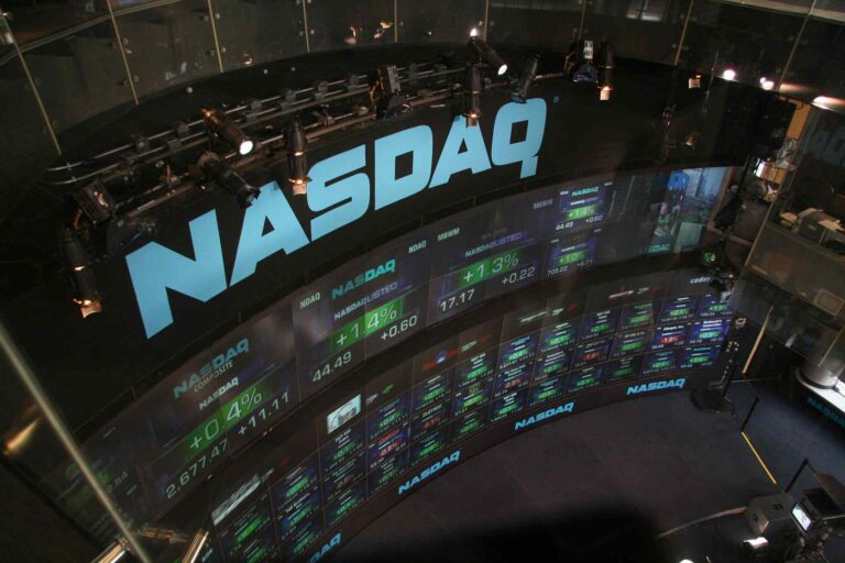Nasdaq закрылся ростом впервые в 2024