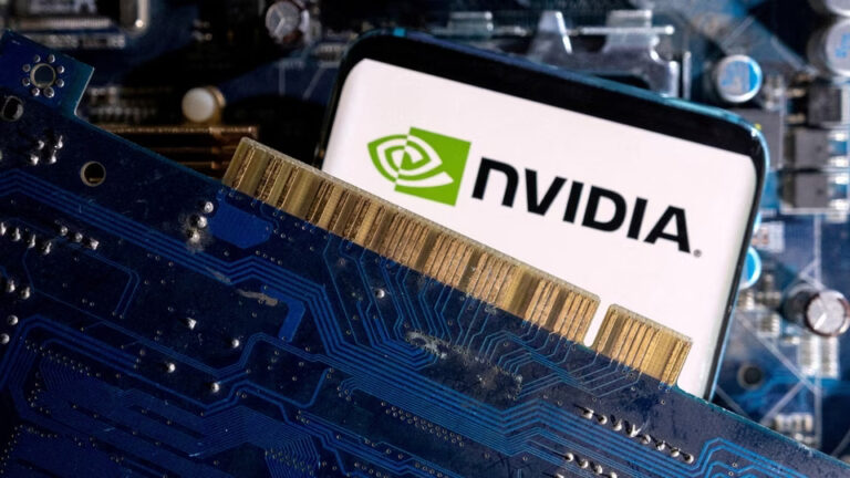 Акции Nvidia упали перед отчетом