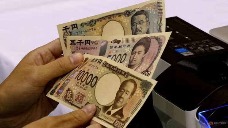 Yen strengthens thanks to BoJ decision