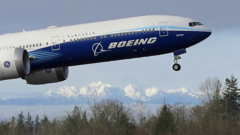 Boeing сообщает о новых задержках поставок