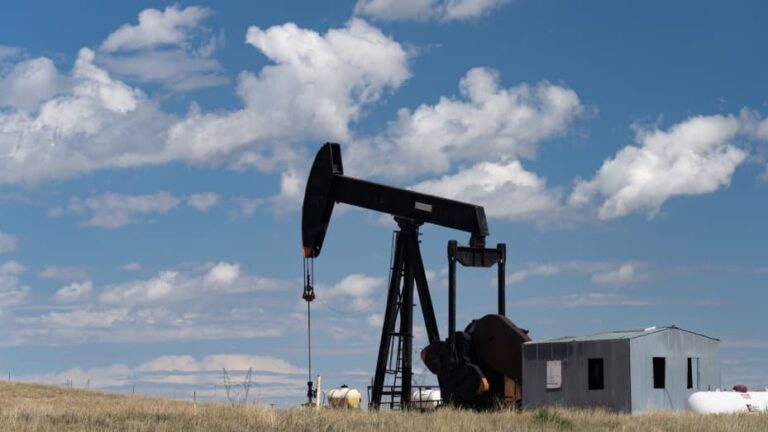 Нефть растет на ожиданиях роста экономики Китая