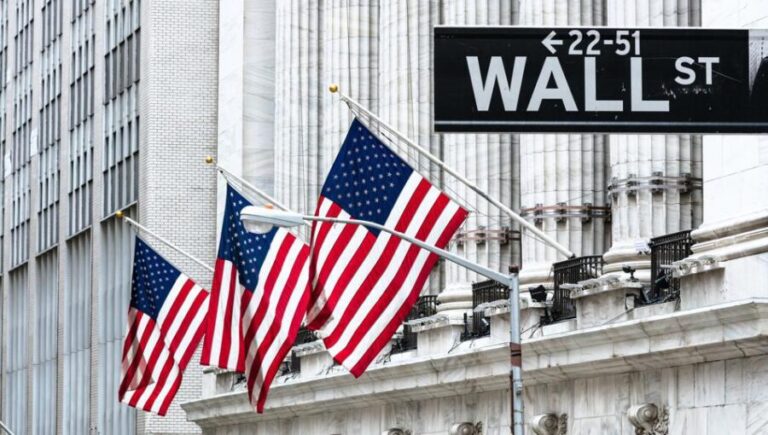 Dow и S&P закрылись снижением после данных PMI