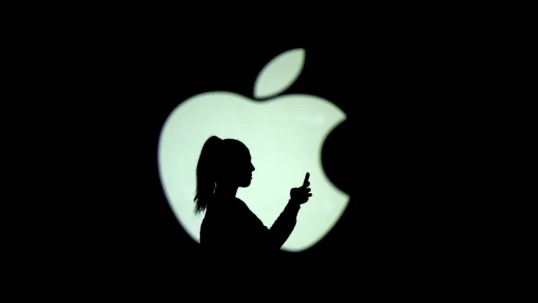 AI features promise to boost iPhone sales