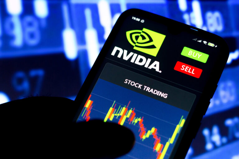 Nvidia shares rise 1.5% ahead of report