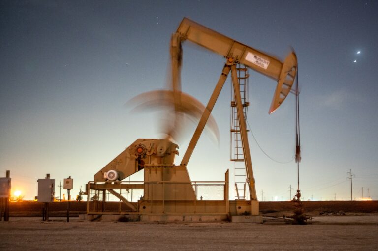 Oil steady as US inventories fall