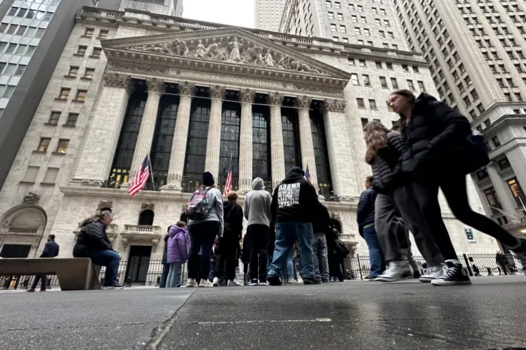 Wall Street closes higher on PPI