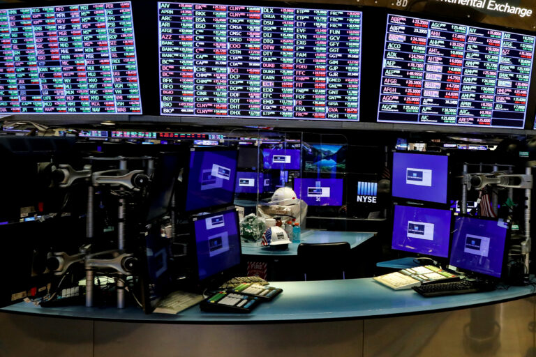 S&P 500 recovers from the fall