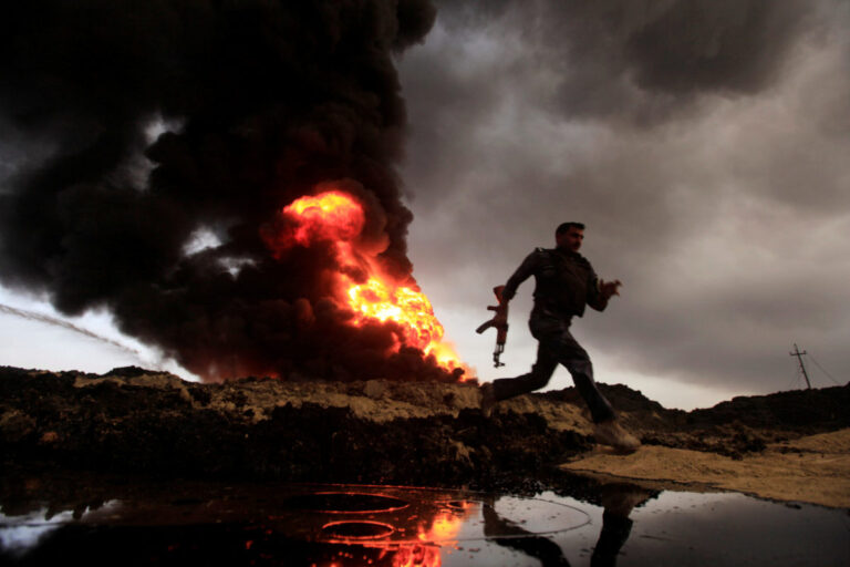 Oil rises on Middle East escalation