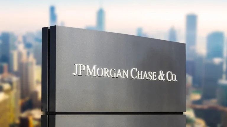 JPMorgan reports decline in Q3 earnings