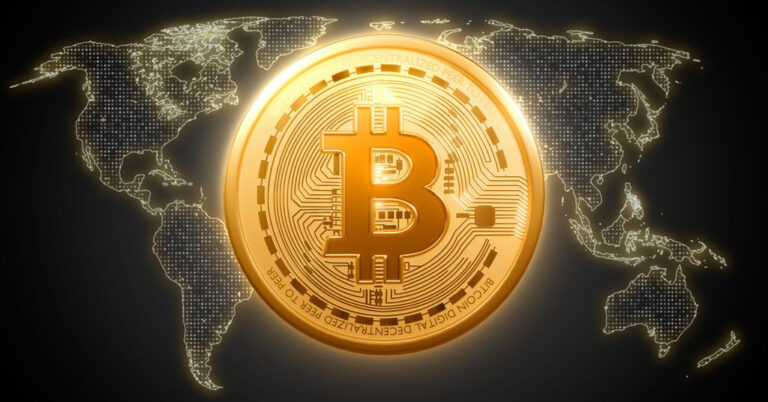 Биткоин впервые поднялся выше $105,000