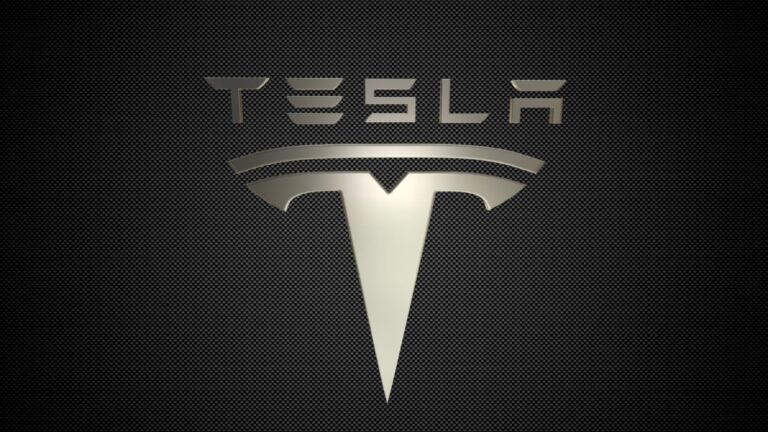 Акции Tesla: предварительный обзор поставок за четвертый квартал
