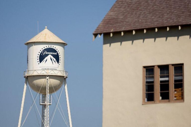 Акции Paramount обвалились на фоне опасений по поводу проверки CFIUS