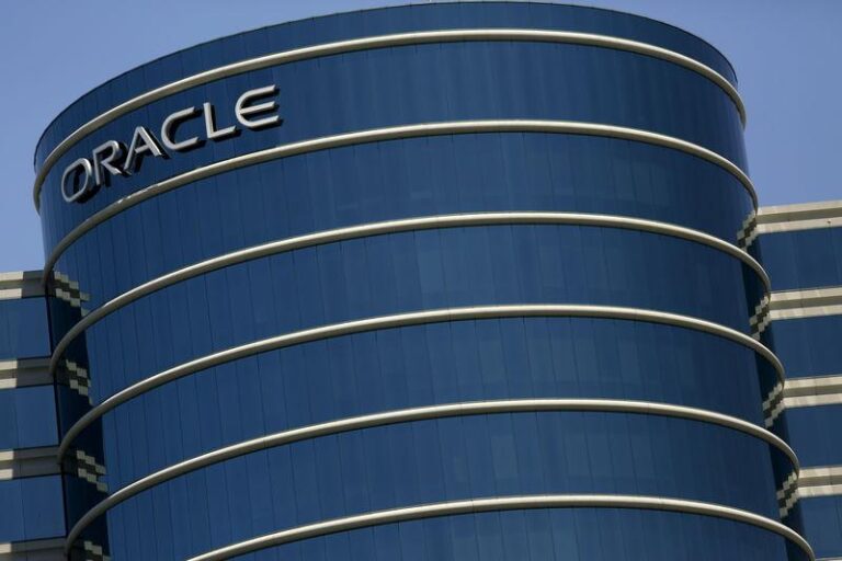Oracle растет, Nvidia и Microsoft в плюсе благодаря партнерству с OpenAI