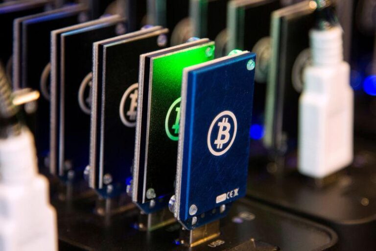 Bitfinex выпустит облигации для майнинга Bitcoin в Сальвадоре в 2025 году