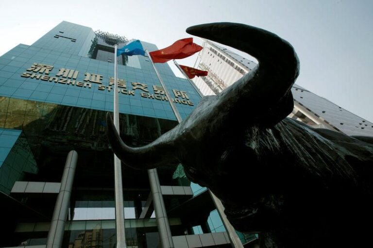 Фондовые рынки Азии в mixed-стадии после новых тарифов Трампа, Китай продолжает расти на волне ИИ
