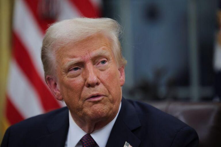 Трамп вводит 25% пошлины на сталь и алюминий без исключений