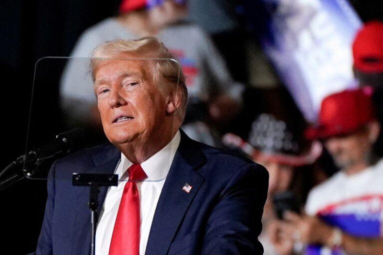 Трамп призывает к снижению процентных ставок для улучшения экономики