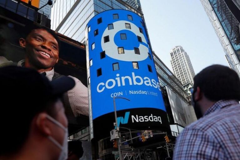 Битва Binance и SEC приостановлена: новое крипто-формирование в действии