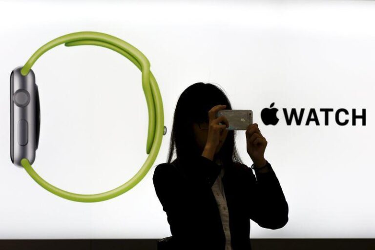 Глава Apple Тим Кук встретится с Дональдом Трампом на фоне торговых напряжений