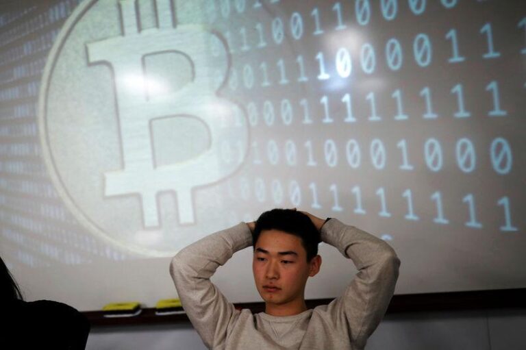 План накоплений Маска в DOGE может перейти к приобретению биткойнов