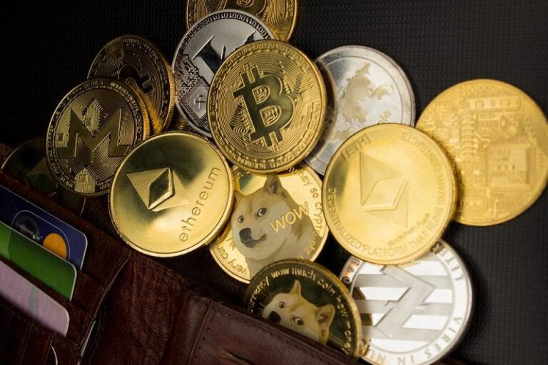 Цена Биткойна сегодня: падение до $95.6k после взлома на Bybit на $1.5 млрд испугало инвесторов