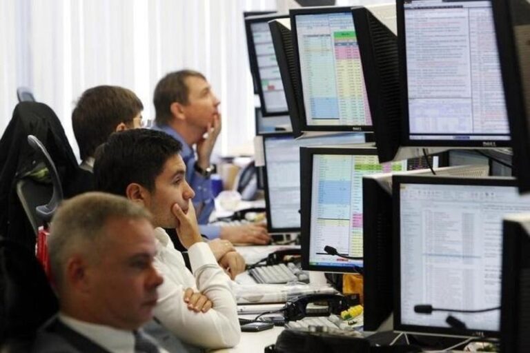 Голдман снижает прогноз по S&P 500 из-за слабых результатов «Зловещих 7»