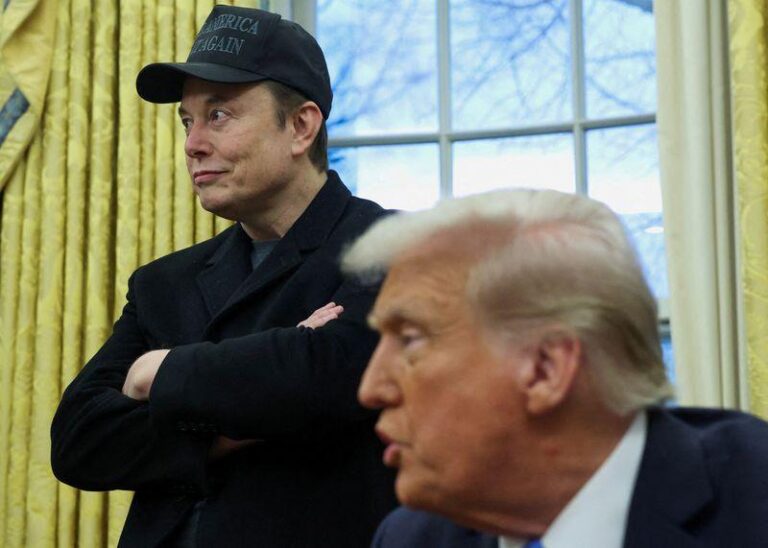 Tesla предупреждает о последствиях торговой войны Трампа