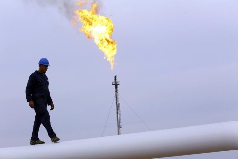 Сербия снова ищет исключение из санкций для нефтяной компании NIS