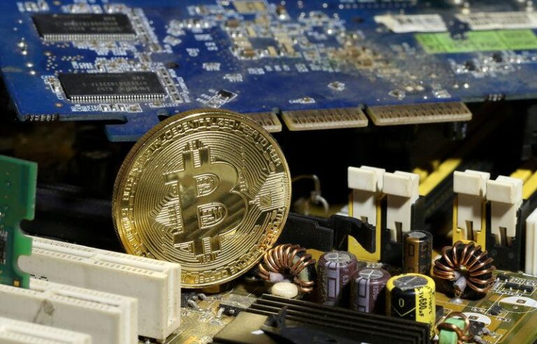 Тайный перевод $333,000,000 в Bitcoin шокировал крупнейшую биржу США