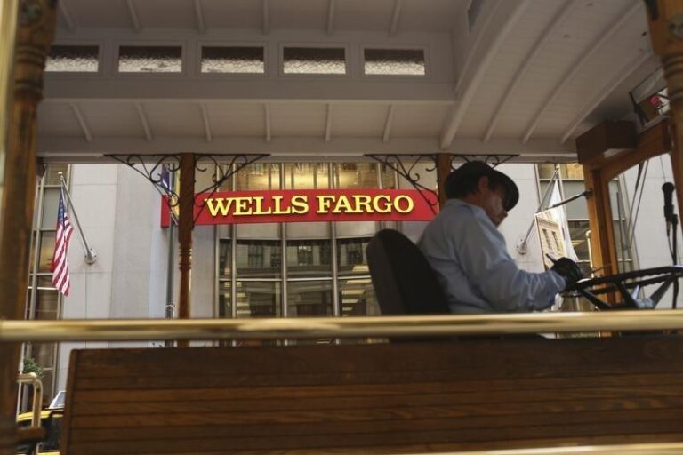 Moody’s понизило рейтинги JPMorgan, Bank of America и Wells Fargo после снижения кредитного рейтинга США