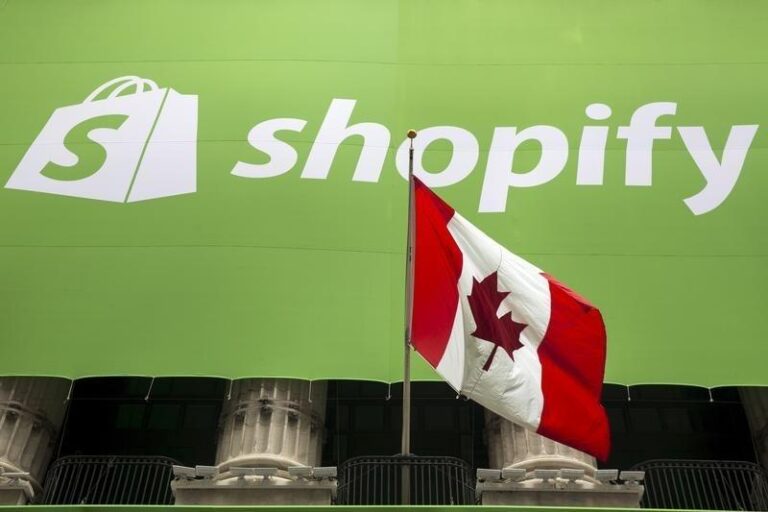 Акции Etsy и Shopify взлетели после добавления функции мгновенной покупки в ChatGPT