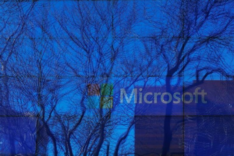 Сделка с Microsoft облегчает OpenAI привлечение инвестиций, заявляет финансовый директор