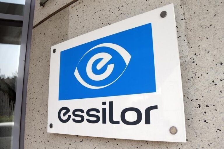 Morgan Stanley повысил целевую цену акций Essilor из-за потенциала умных очков