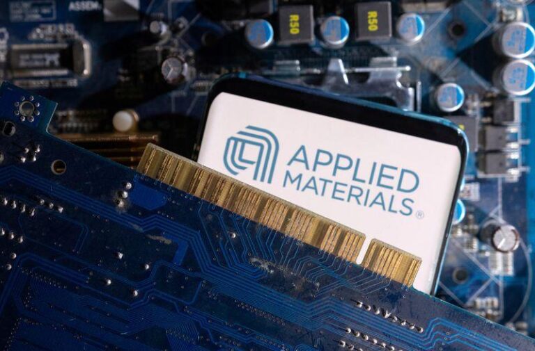 Акции Applied Materials, Tesla и StubHub падают на премаркетах; Warner Bros Discovery растет