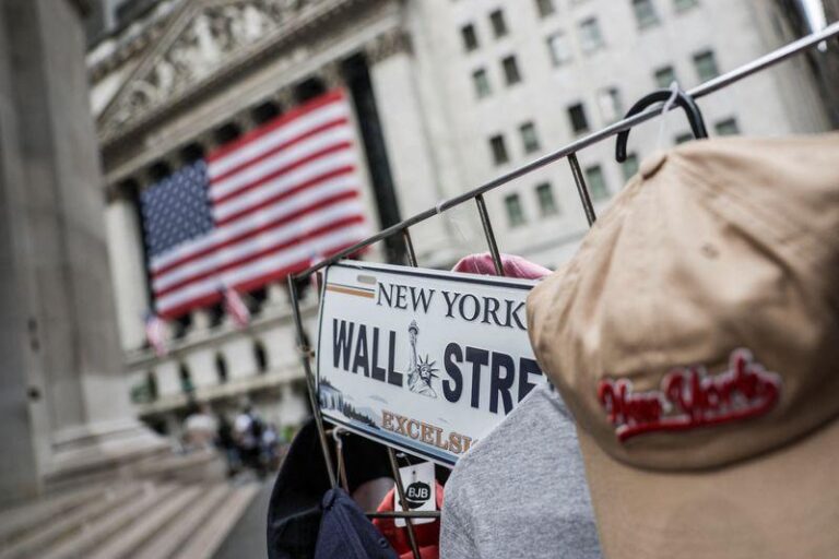 Yardeni прогнозирует S&P 500 на уровне 7000, но вероятность падения достигает 30%