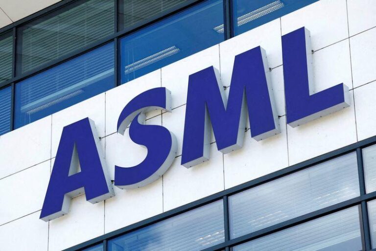 Акции ASML растут после назначения компанией Morgan Stanley в список лучших бумаг