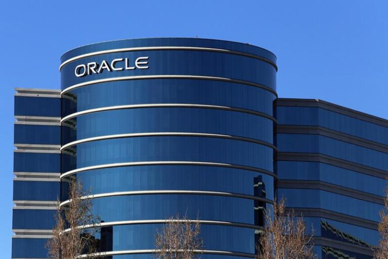 Oracle и Vantage обсуждают кредит на $38 миллиардов для финансирования проектов OpenAI
