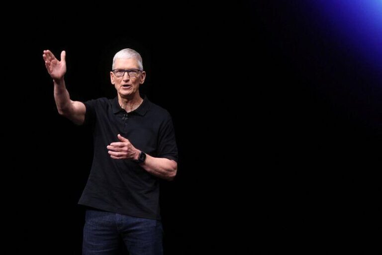 Кто основные кандидаты на замену Тима Кука в роли CEO Apple?