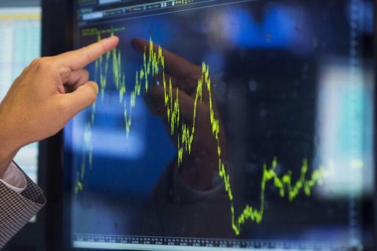 Акции Laser Photonics упали после уведомления о несоответствии Nasdaq