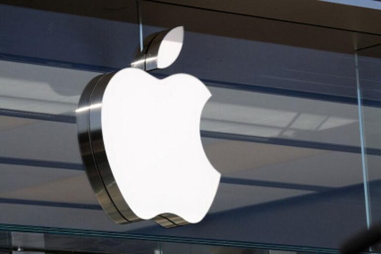 Apple iPhone 17 устанавливает рекордные продажи в 2025 году на фоне ожидаемого спада рынка в 2026 году