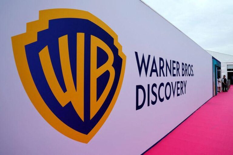 Warner Bros. Discovery начинает расти на фоне слухов о эксклюзивных переговорах с Netflix