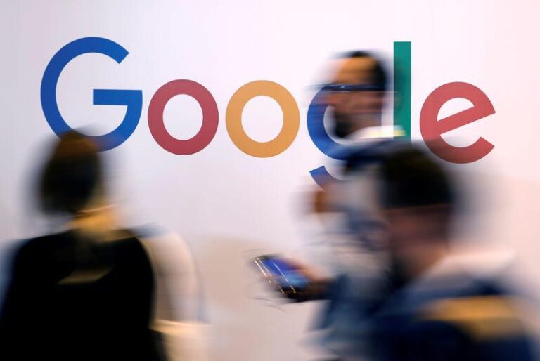 Акции Warby Parker взлетают на фоне анонса AI-очков с Google, запуск в 2026 году