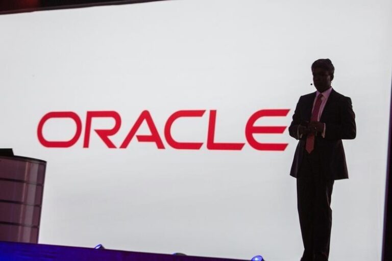 Oracle, Adobe и Broadcom теряют в предрыночной торговле, Eli Lilly растет