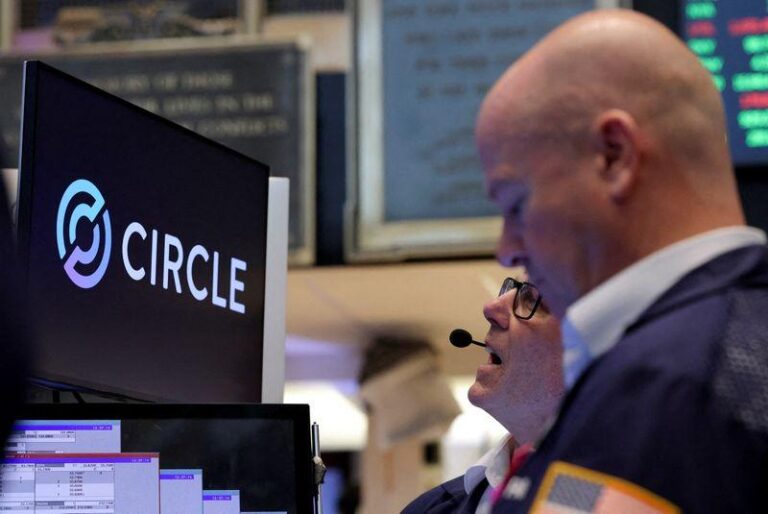 Morgan Stanley запускает Circle с нейтральной оценкой: будущие риски из-за регуляций и процентных ставок