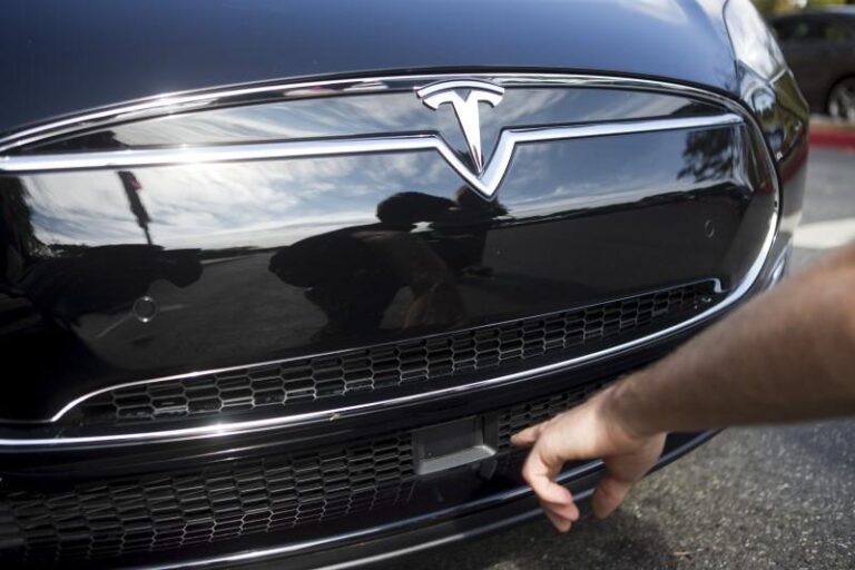 Tesla представила новую версию Model Y в США: что нужно знать?