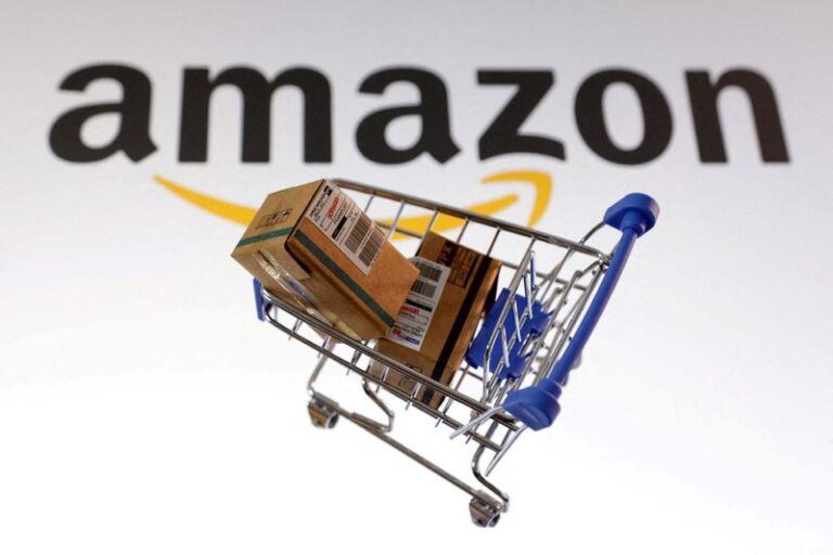 Amazon и UnitedHealth растут на премаркете, 3M теряет позиции