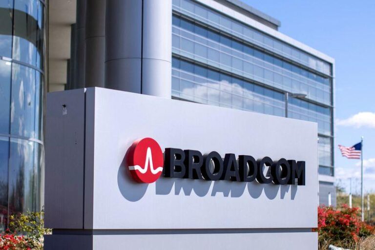 Broadcom понижен в рейтинге: Google сокращает зависимость от поставщика чипов