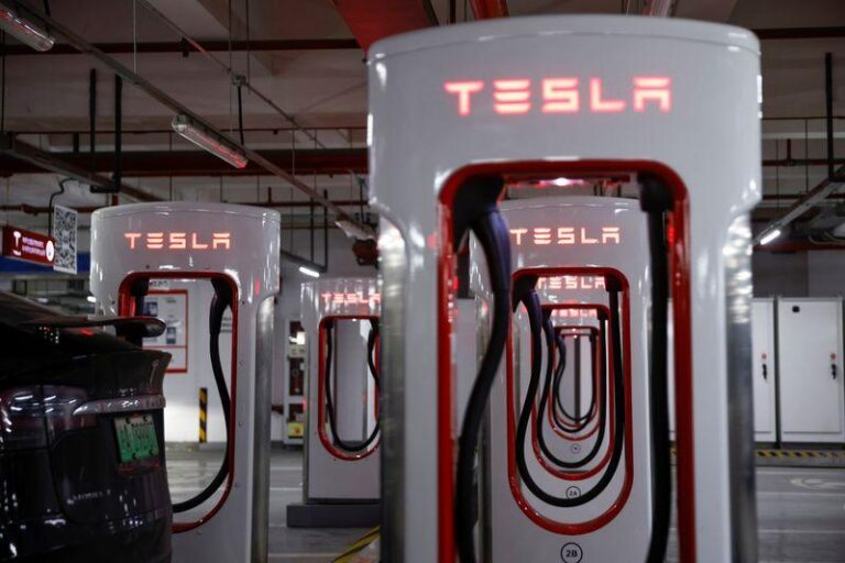 Слияние Tesla и SpaceX: прогнозы на ближайшие 12-18 месяцев