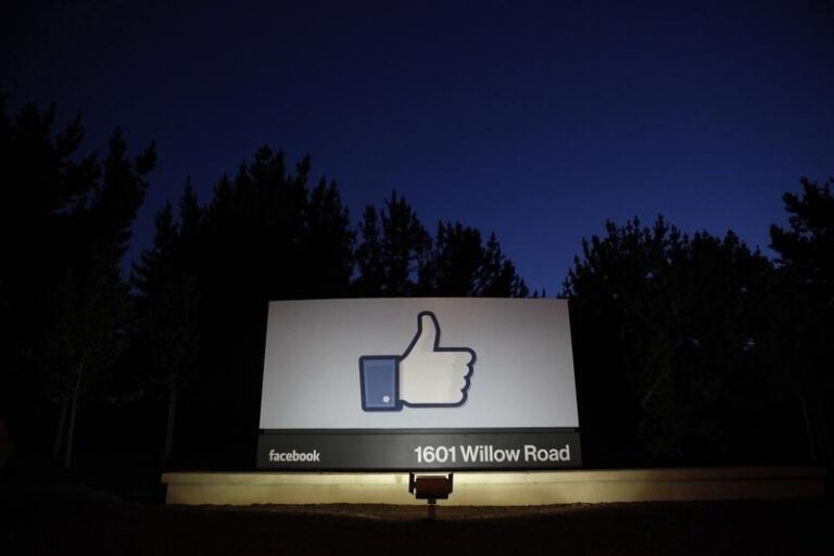 Meta запускает бесплатный значок верификации Facebook для подтверждения подлинных пользователей